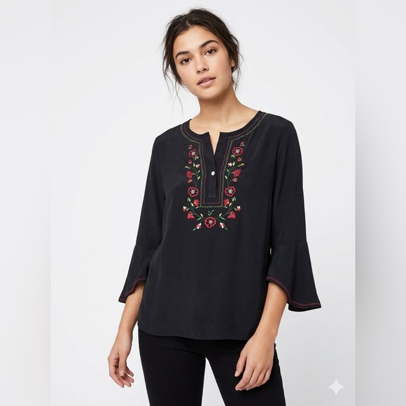 Anne Carson Tops - Anne Carson 100% Silk Embroidered Blouse Sz Medium Boho Cottagecore Hippy